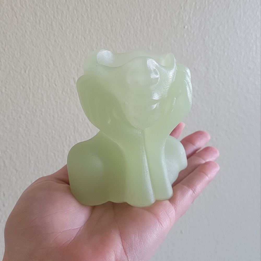 Decorative resin art face planter